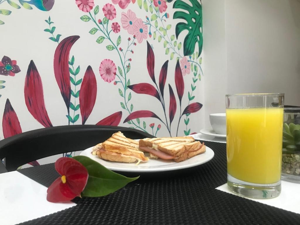 Hotel Florencia Plaza  Dining  Food And Beverages 8   Copy